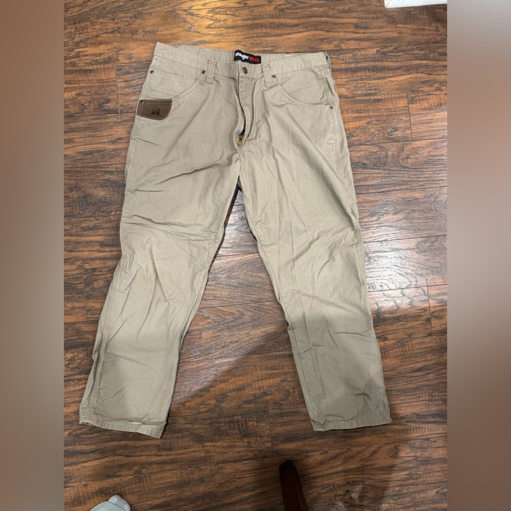 Men's wrangler Tan Work Pants